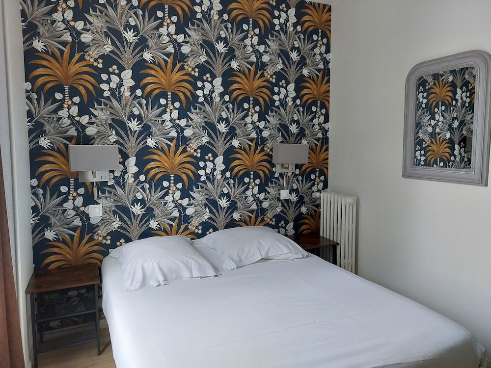 Hotel Le Royalty Double Room 8