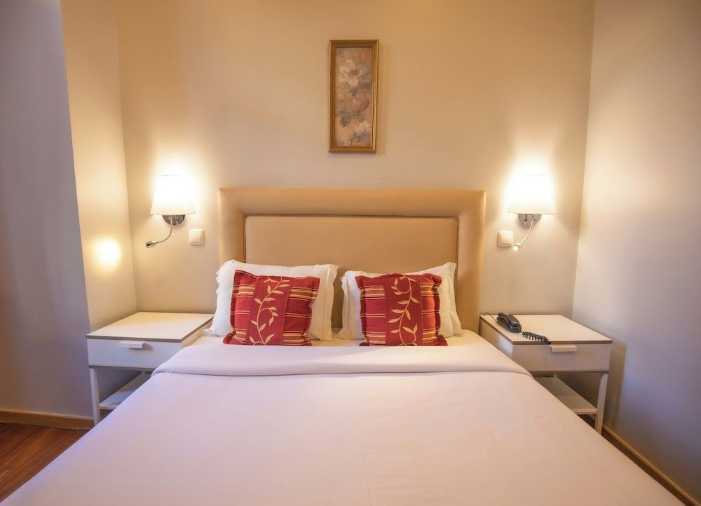 Grande Pensão Alcobia Double Room 2