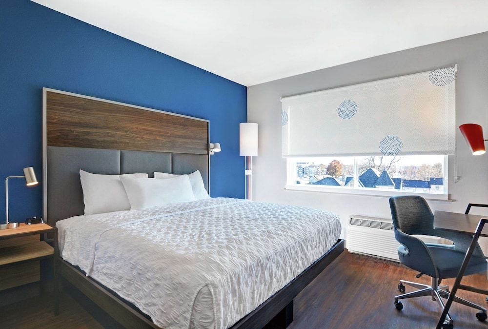Room, 1 King Bed