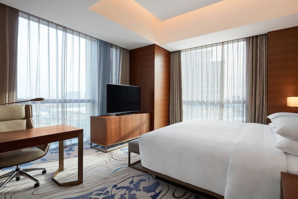 undefined Sheraton Beijing Lize Hotel 4