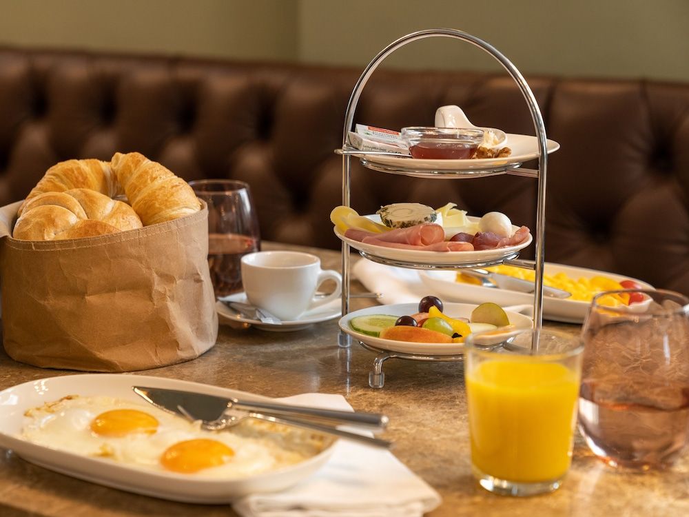 Breakfast buffet