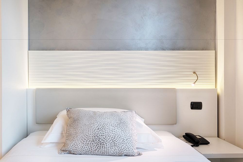 Continental Urban Art Hotel Smart Single Room