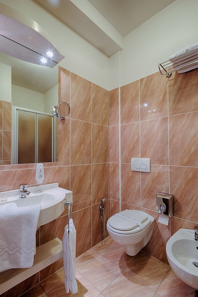 Continental Urban Art Hotel Smart Single Room 3