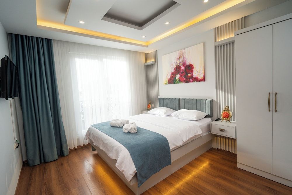 Yusra Apart Otel Suite, 1 King Bed with Sofa bed, Balcony 4
