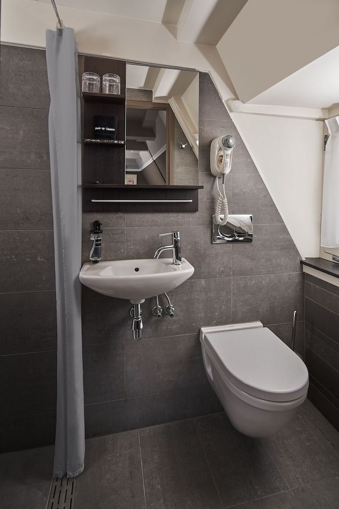 Superior Double Room, 1 Queen Bed, Canal View