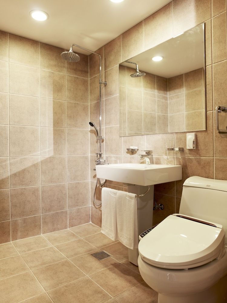 Tongyeong Geobukseon Hotel Standard Double Room 3