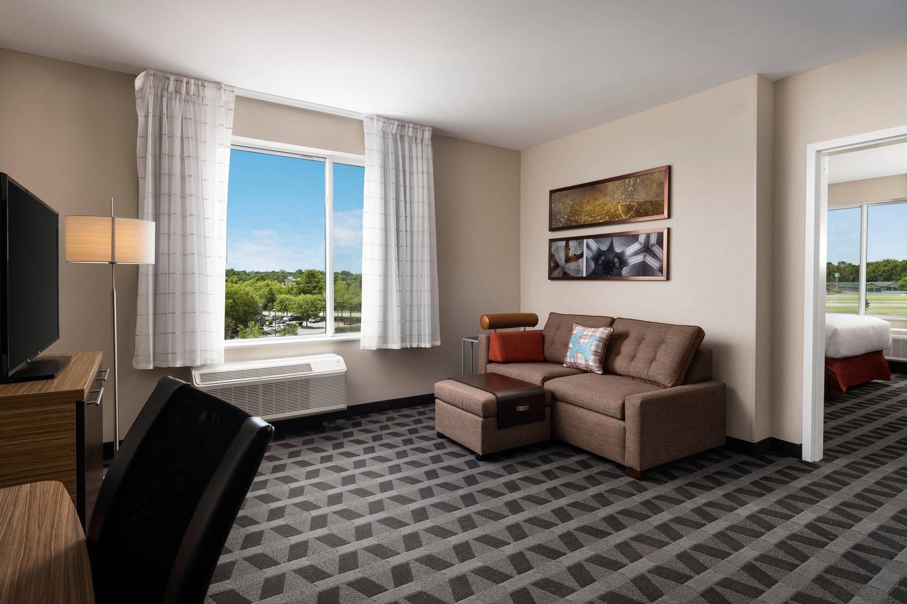 Suite, Queen, Sofa bed