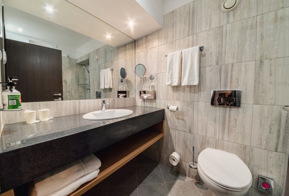 undefined Holiday Inn Bucharest - Times by IHG 3