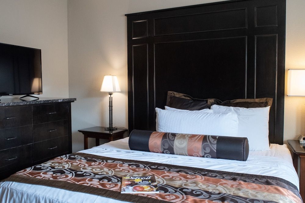 Hotel Chataura Room, Multiple Beds 2