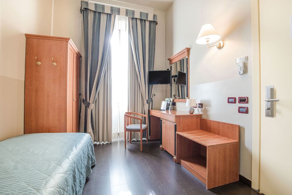 Hotel Impero Single Room 2