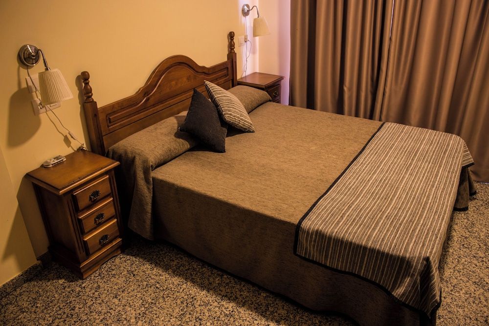 Hotel Reyesol Double Room Single Use 5