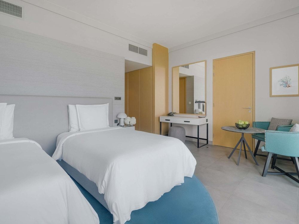 Premium Twin Room (Beach and Pool)