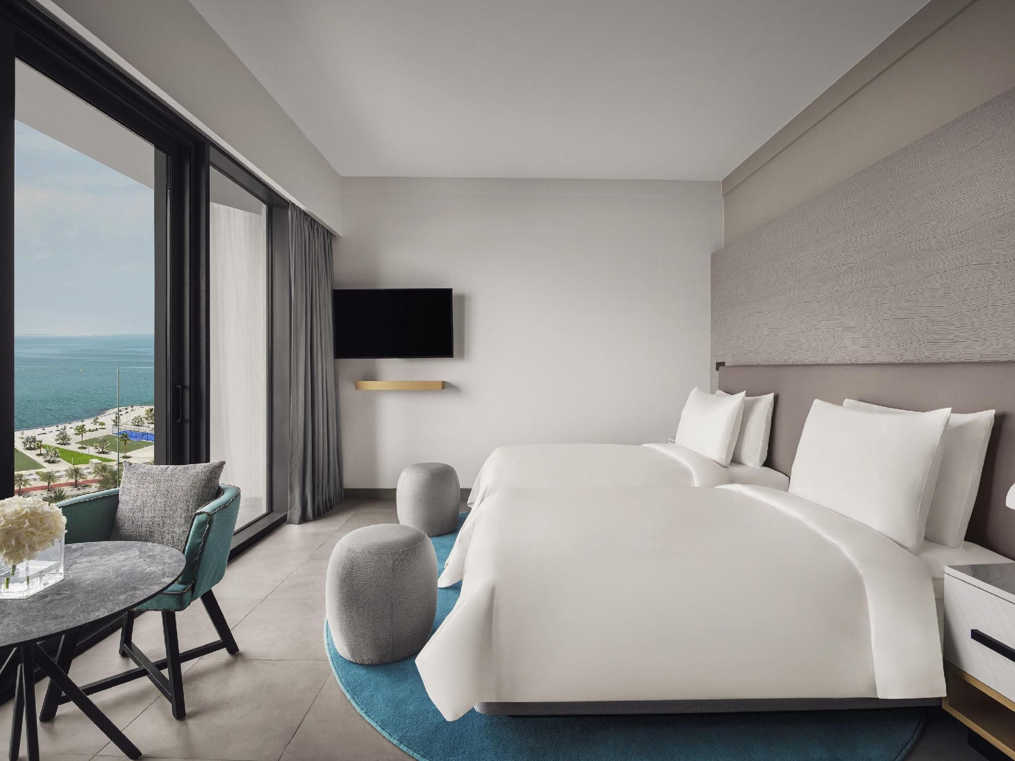 Premium Beach and Pool Twin Room