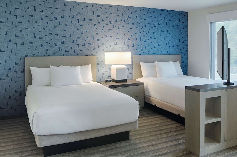 Studio Suite, Multiple Beds