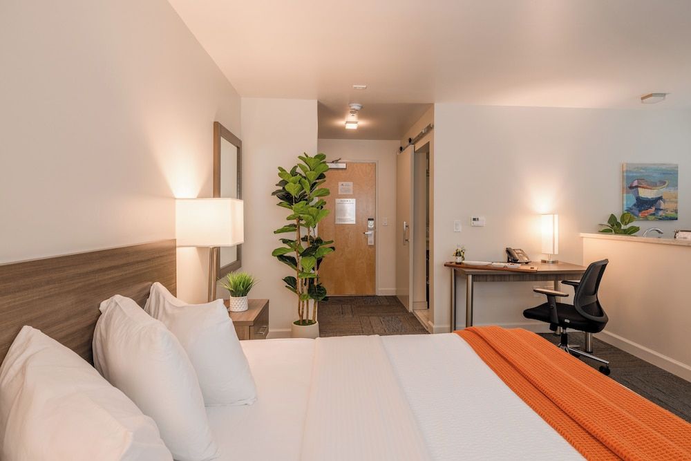 Superior Room, 1 King Bed