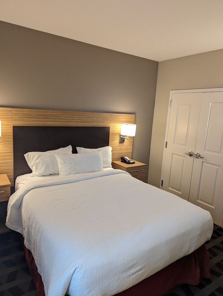 Suite, 1 Bedroom, Non Smoking (Mobility Accessible, Tub)