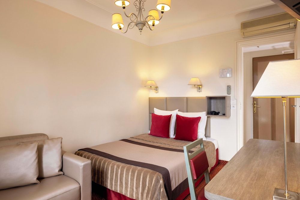 undefined Hotel Saint Pierre 2