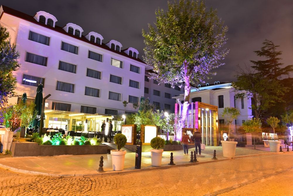 undefined Vogue Hotel Supreme Istanbul 10