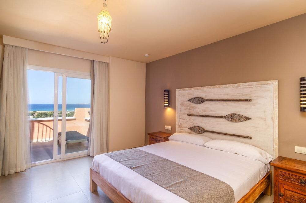 Premium Suite (Superior)