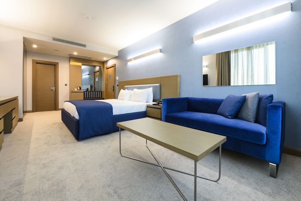 undefined La Quinta by Wyndham Istanbul Gunesli 3