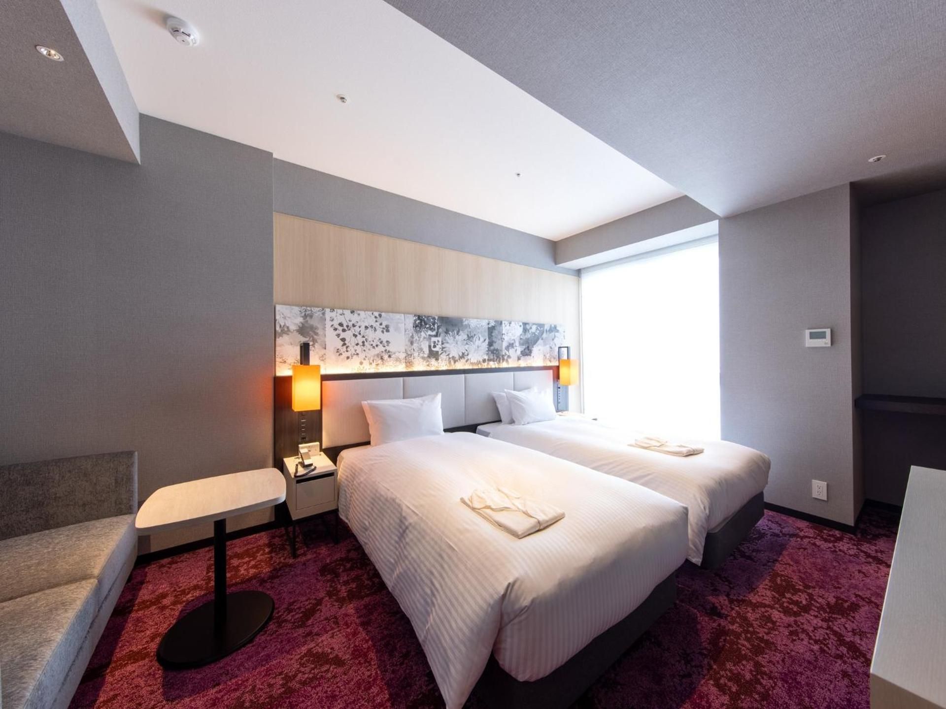 Run of House Room for 2 People - Non-Smoking