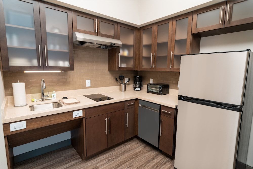 Suite, 2 Bedrooms, Accessible, Kitchen (Communication Accessible)