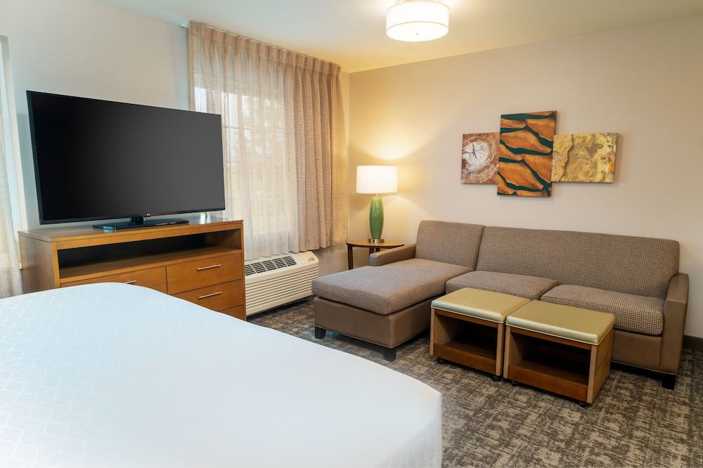 Studio Suite, Kitchen