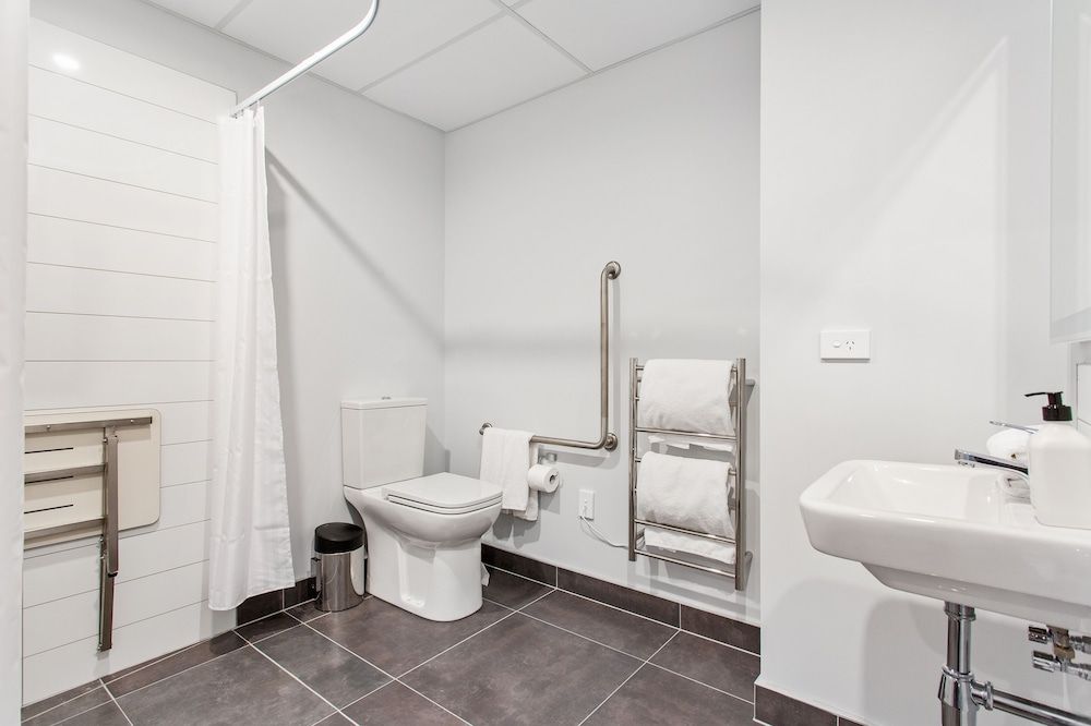 Apartment, Accessible, Kitchenette (Non-Motorway Facing)
