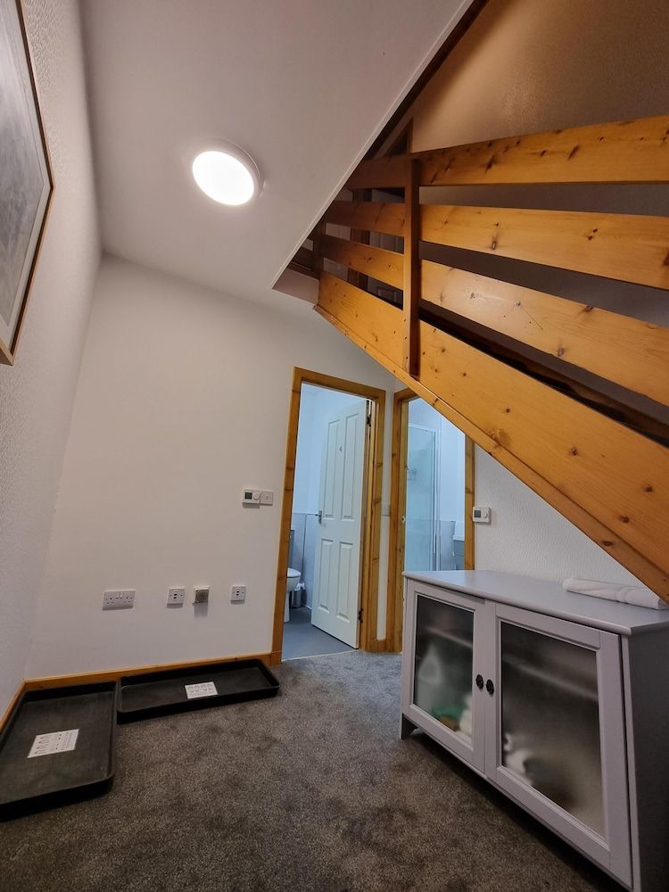 Carn Mhor Bed and Breakfast Standard Triple Room, Private Bathroom 6