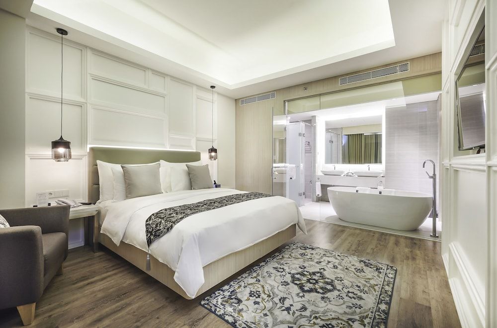 undefined Vertu Harmoni Jakarta 4