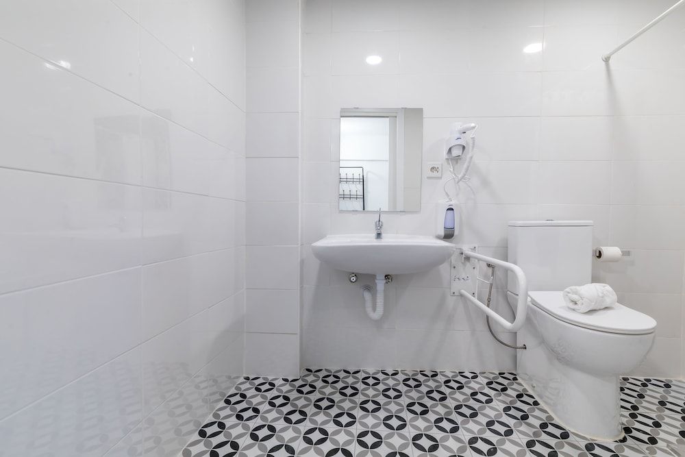 undefined AYZ Ulises - Auto check-in property 9