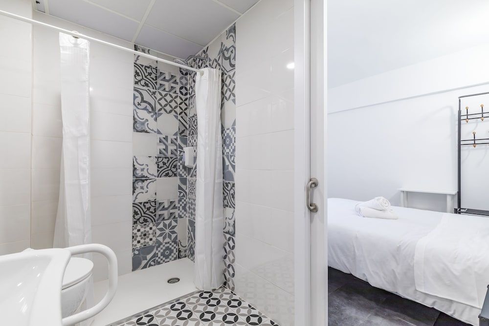 undefined AYZ Ulises - Auto check-in property 7