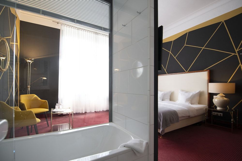 Hotel Bamberger Hof Bellevue Double Room 4