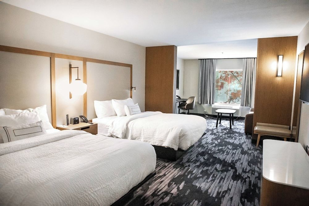 Suite, Multiple Beds