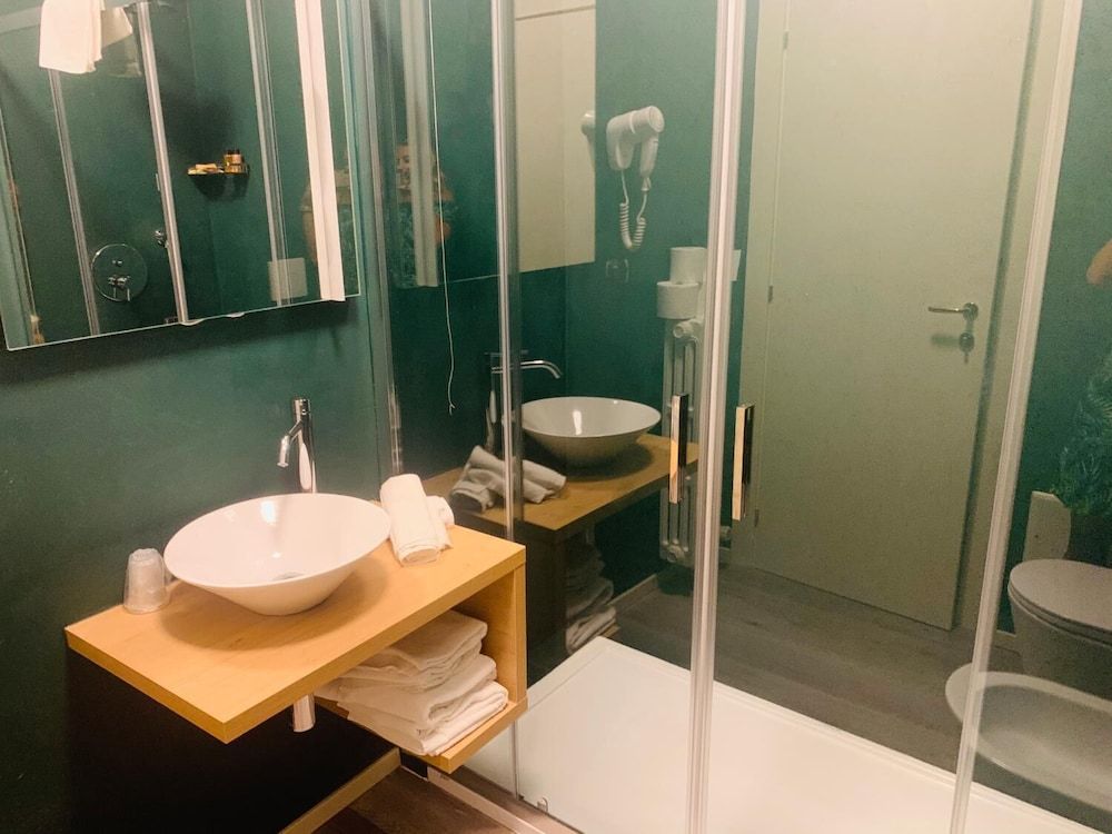 Hotel Conca D'Oro Double or Twin Room, Lake View 6