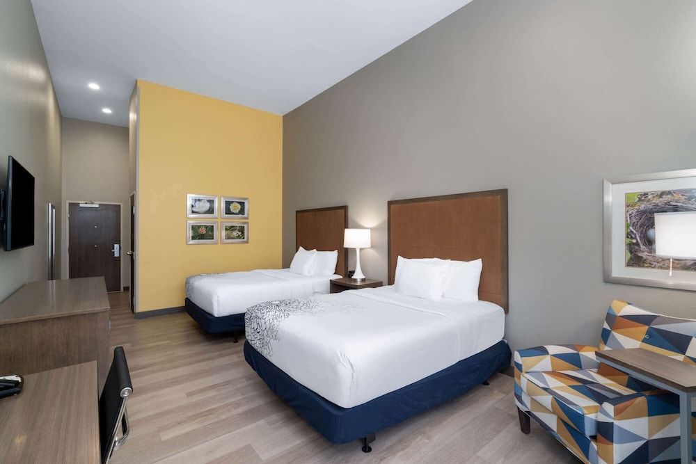 Room, 2 Queen Beds, Non Smoking (Mobility and Hearing Impaired)