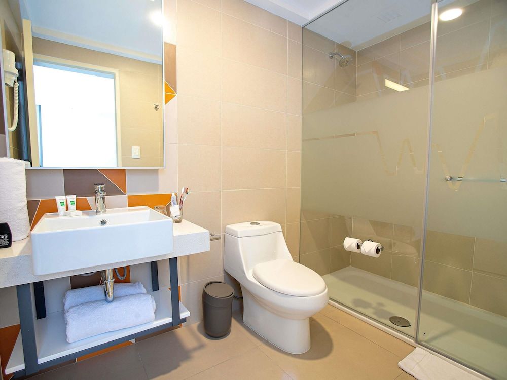 undefined ibis Styles Lima Benavides Miraflores Hotel 8