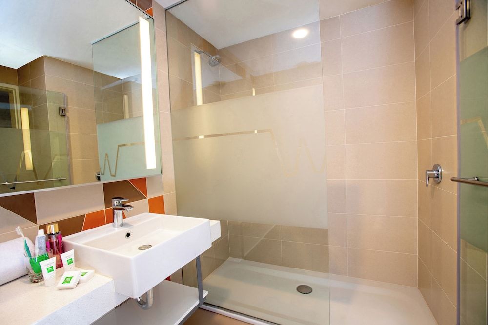 undefined ibis Styles Lima Benavides Miraflores Hotel 10