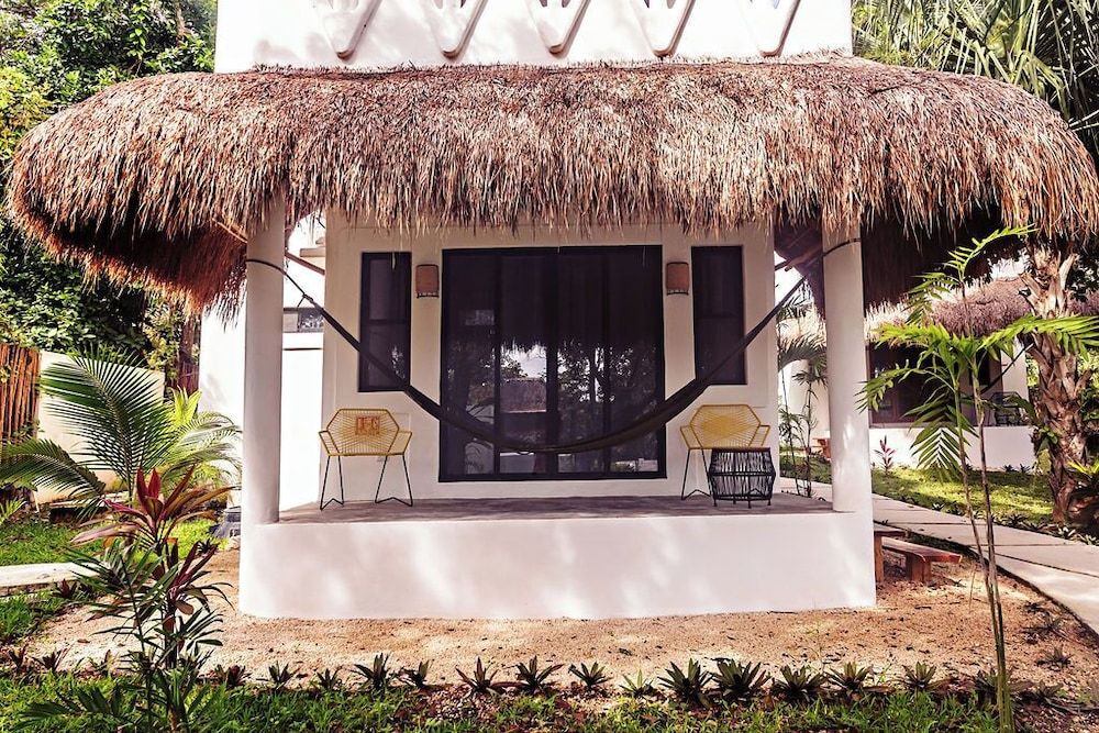 Mi Kasa Tu Kasa Bacalar