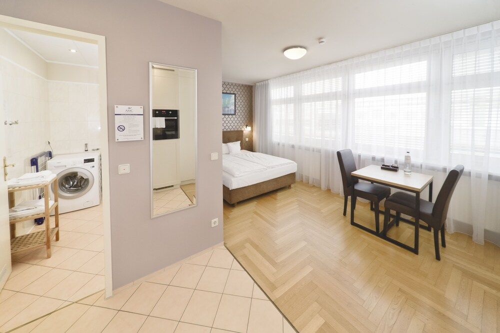 undefined AMC Apartments - Ku'damm 5