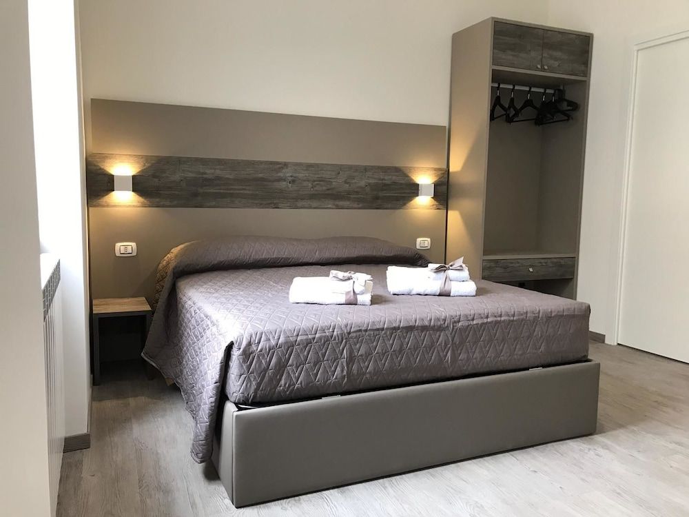 undefined BorgoNove 7