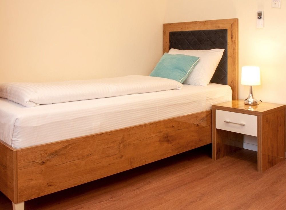 undefined Hotel Isha 7