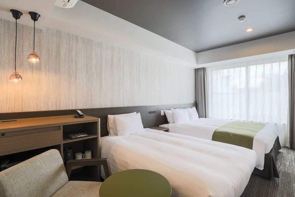 Queen With Extra bed Room - Non-Smoking
