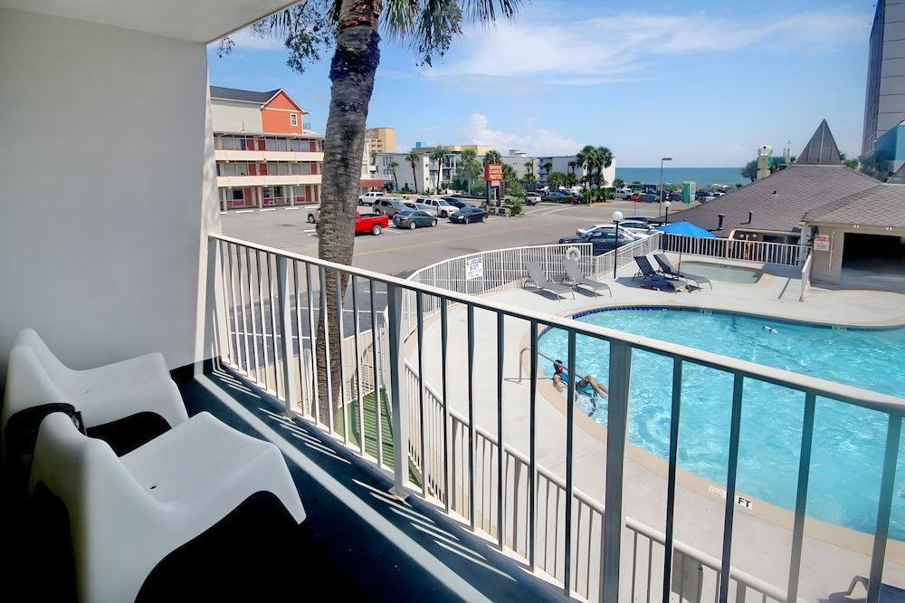 Room (Waikiki Village Ocean View Room)