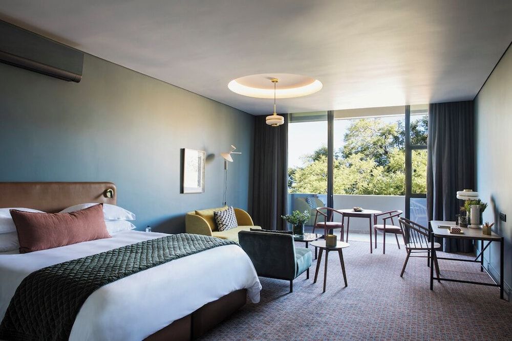 undefined Home Suite Hotels Rosebank 7