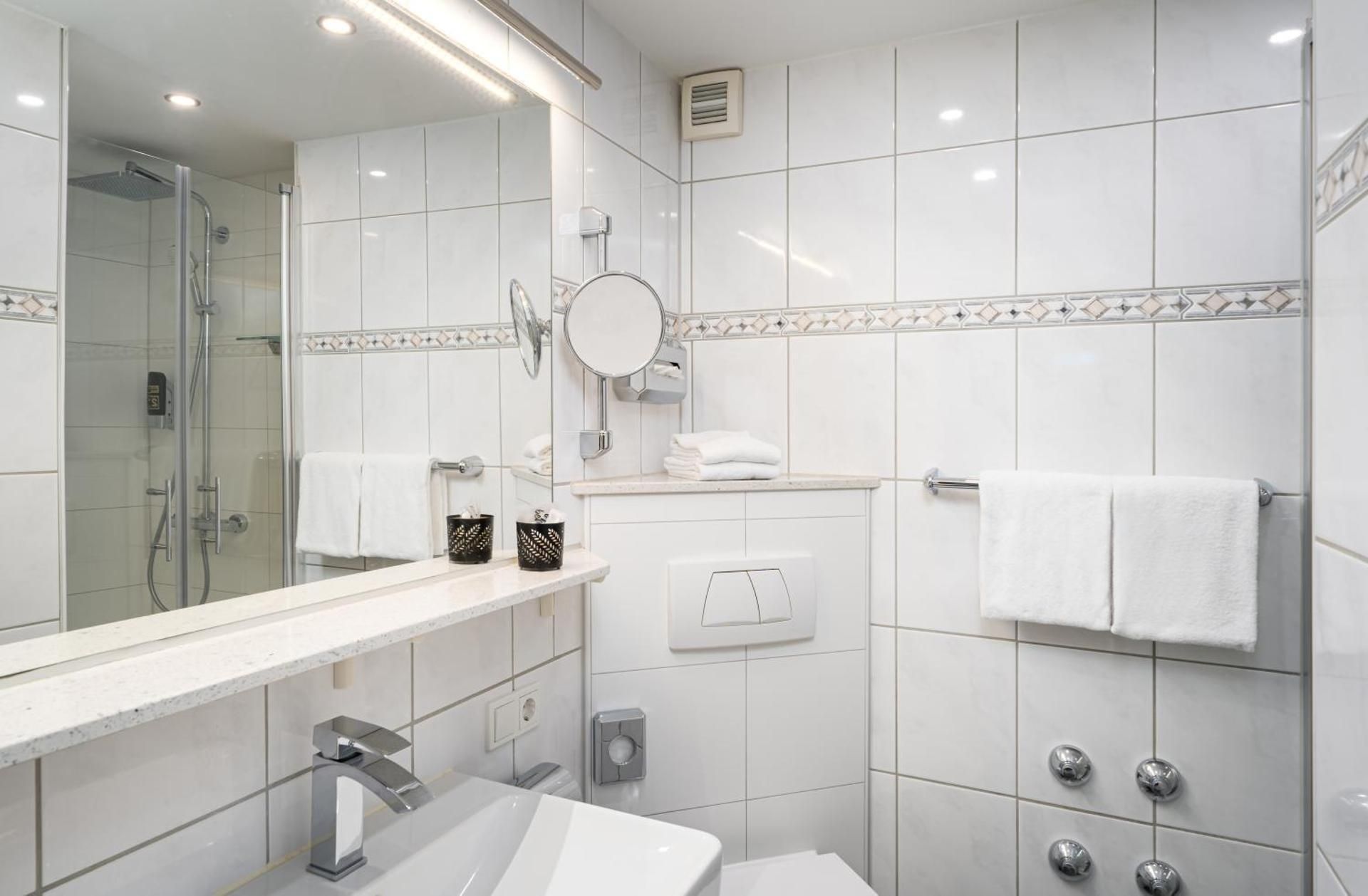 Arthotel ANA Liberty Bremen City Small Double Room 3