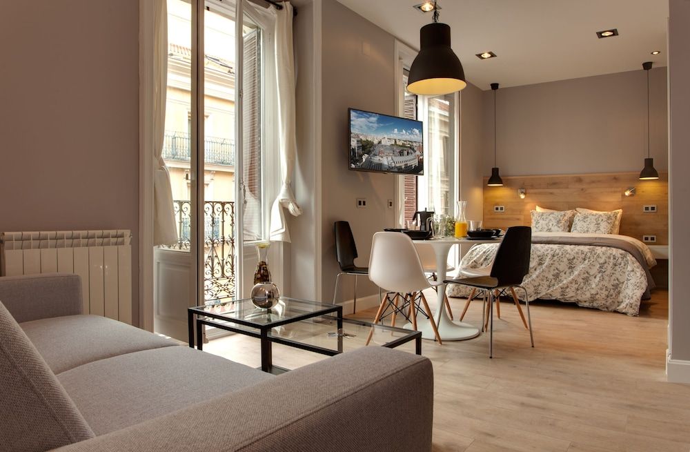 Suites You Platinum Apartment, 1 Bedroom, City View 6