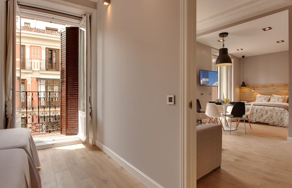 Suites You Platinum Apartment, 1 Bedroom, City View 4