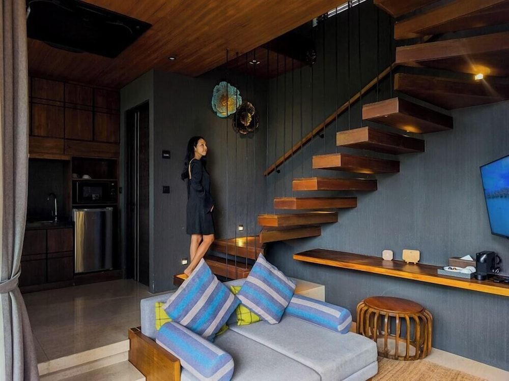 Akra Collection Layan Hideaway Villas Honeymoon Duplex Suite with Private Pool Villa 10