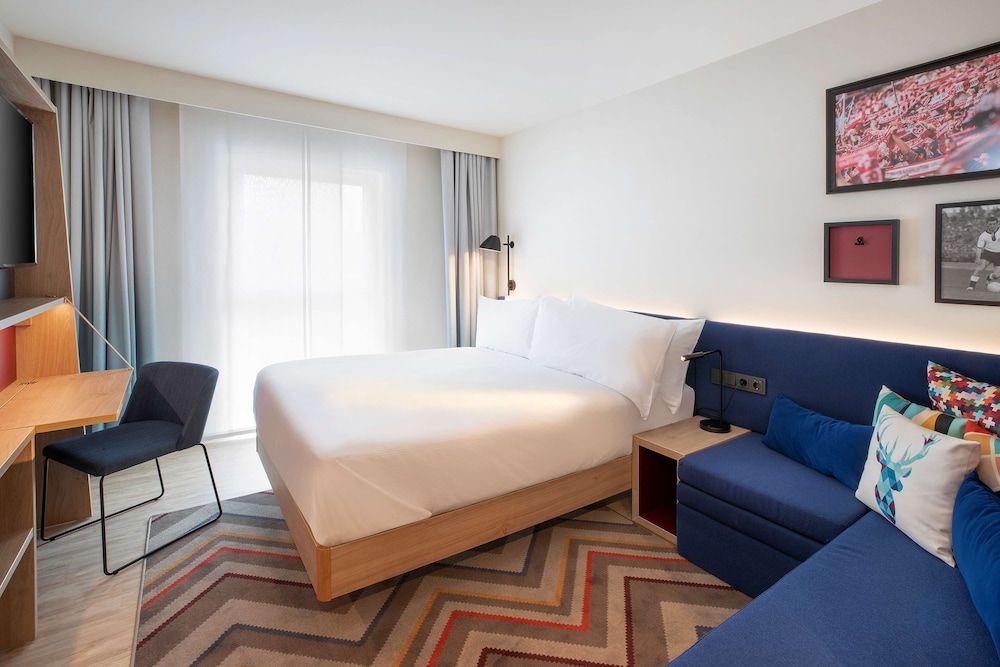 Family Room, 1 Queen Bed